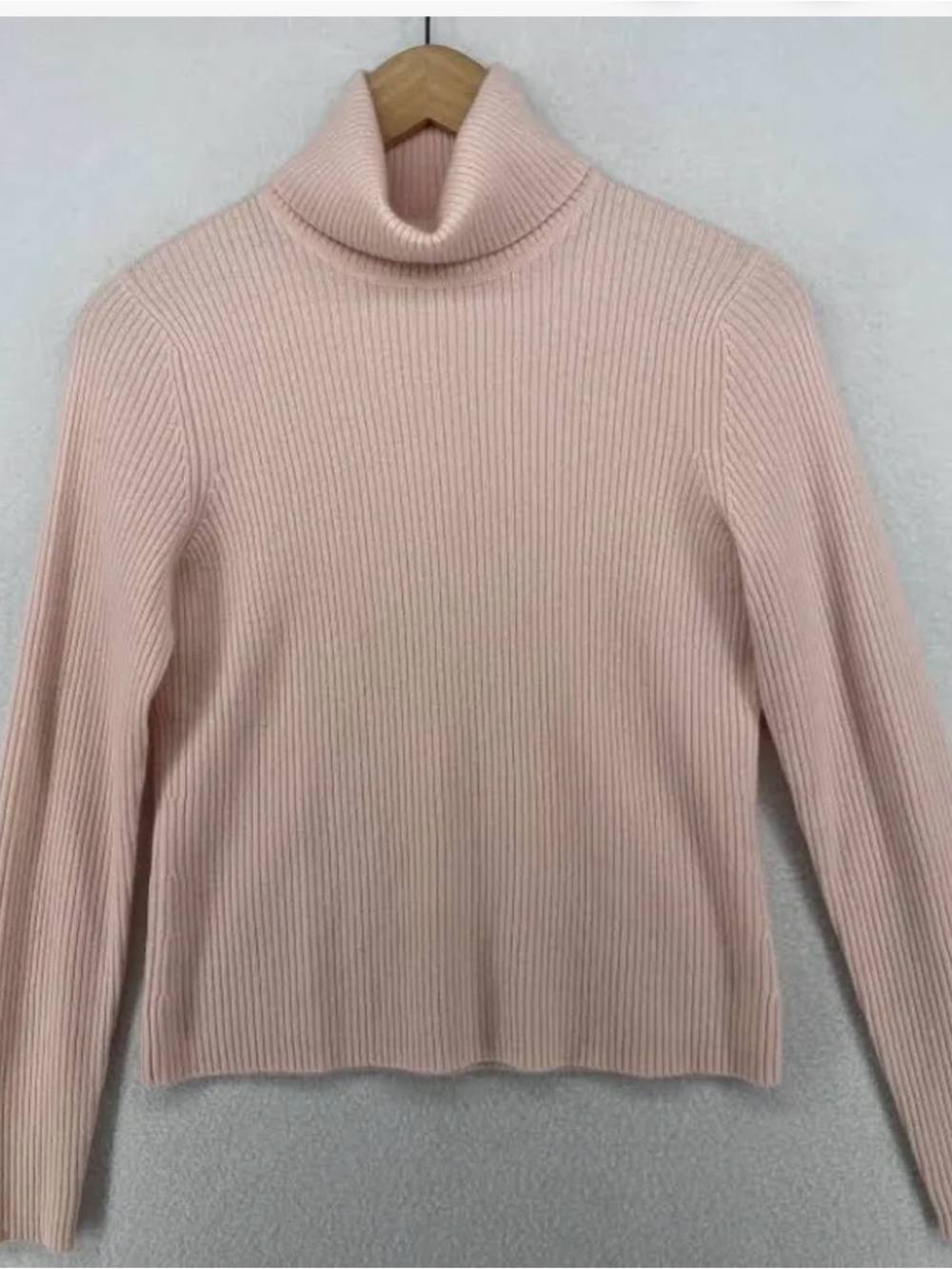 100% Cashmere Soft Ribbed Turtleneck Sweater - Blush Pink - NWOT
